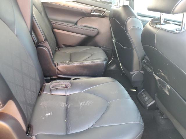 Photo 11 from auction – 2022 TOYOTA HIGHLANDER with VIN 5TDFZRBH5NS169734