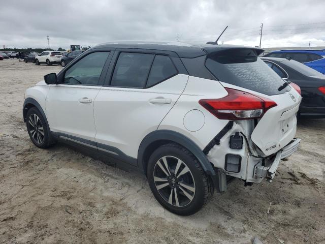 Photo 2 from auction – 2019 NISSAN KICKS S with VIN 3N1CP5CU3KL505804