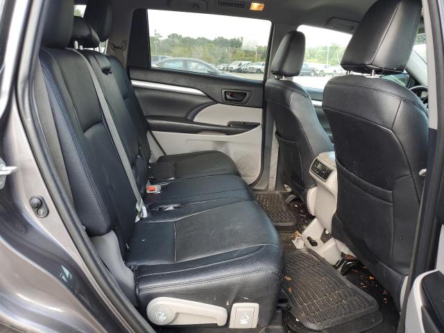 Photo 11 from auction – 2016 TOYOTA HIGHLANDER with VIN 5TDZKRFH5GS136697