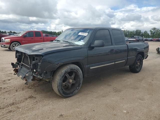 CHEVROLET SILVERADO 2004 with VIN 2GCEC19V841340573 - Photo from auction