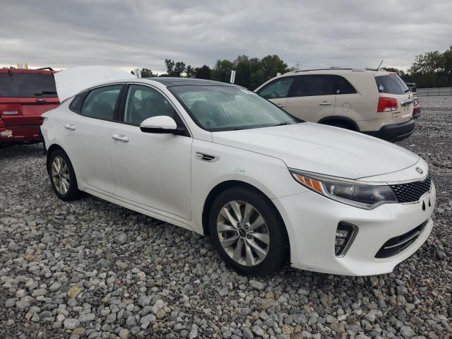 Photo 4 from auction – 2018 KIA OPTIMA EX with VIN 5XXGU4L31JG209893