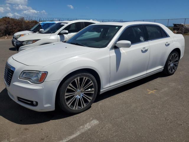 CHRYSLER 300 S 2013 with VIN 2C3CCABG1DH552861 - Photo from auction