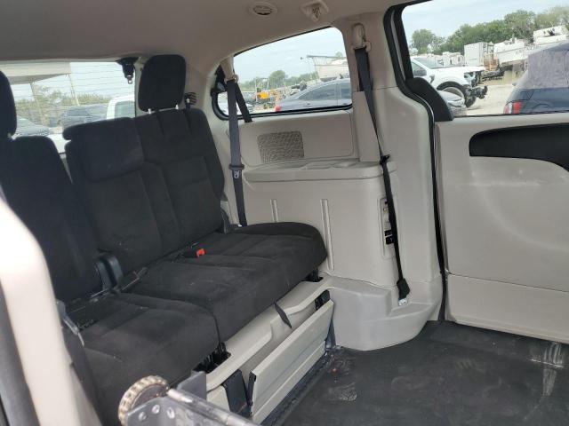 Фото 11 с аукциона – 2016 DODGE GRAND CARA с VIN 2C4RDGCG9GR338817