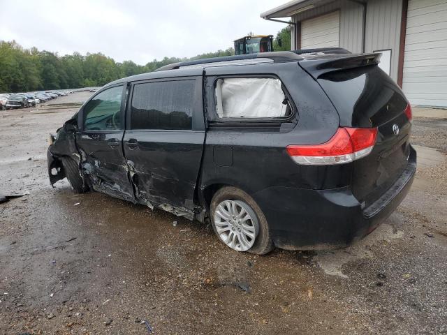 Photo 2 from auction – 2011 TOYOTA SIENNA XLE with VIN 5TDYK3DC6BS096266