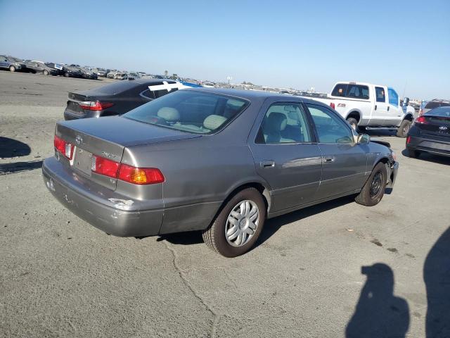 Photo 3 from auction – 2001 TOYOTA CAMRY LE with VIN 4T1BF22K81U123424