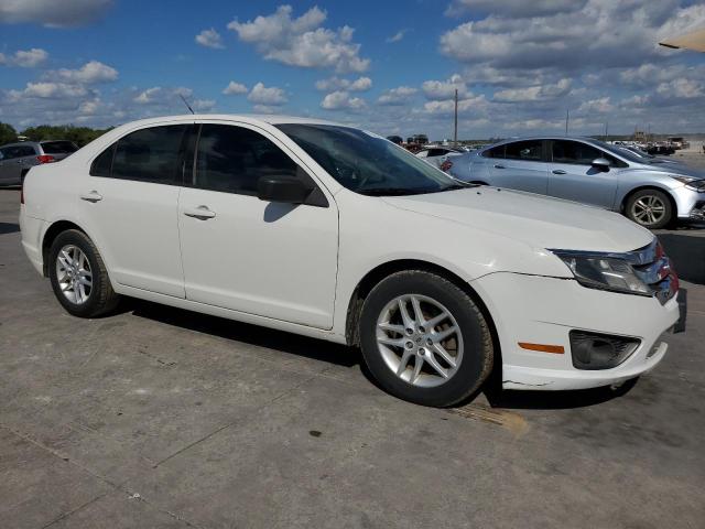 Photo 4 from auction – 2012 FORD FUSION S with VIN 3FAHP0GA2CR376903