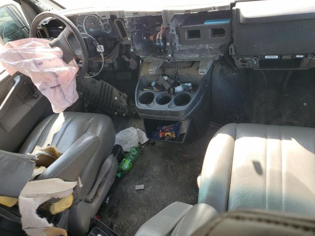 Photo 8 from auction – 2017 CHEVROLET EXPRESS G2 with VIN 1GCWGAFF3H1182628