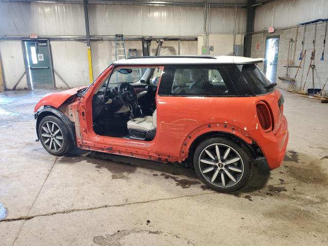 Photo 2 from auction – 2019 MINI COOPER S with VIN WMWXP7C51K2A52464