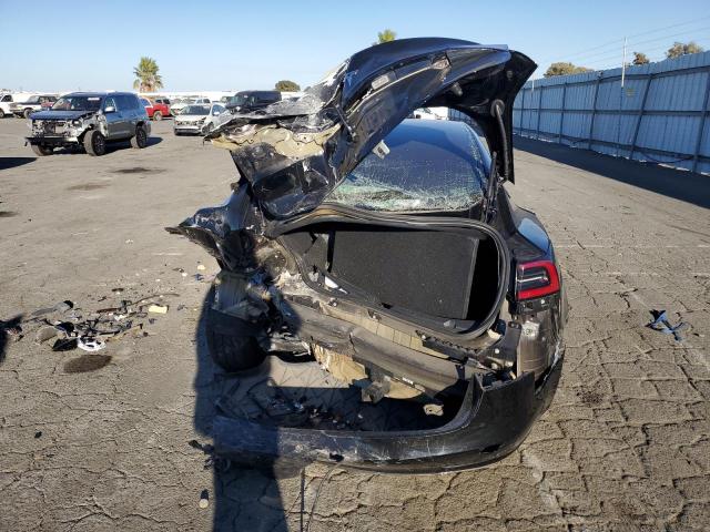 Photo 6 from auction – 2018 TESLA MODEL 3 with VIN 5YJ3E1EA9JF156417