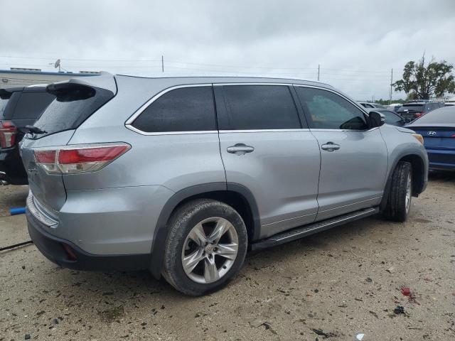 Photo 3 from auction – 2014 TOYOTA HIGHLANDER with VIN 5TDYKRFH7ES021771