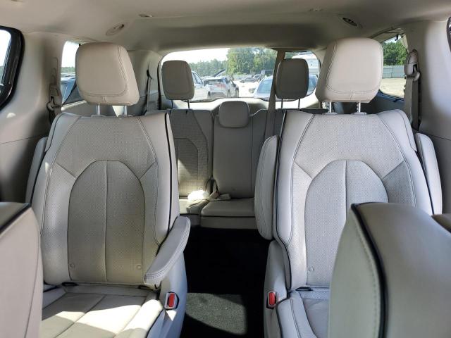 Photo 10 from auction – 2017 CHRYSLER PACIFICA E with VIN 2C4RC1N74HR693926
