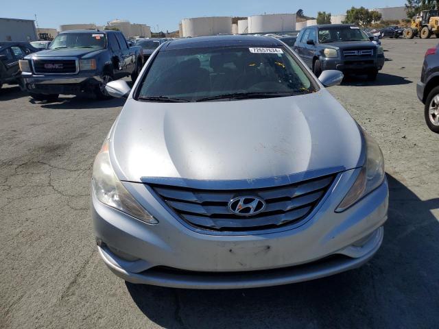 Photo 5 from auction – 2013 HYUNDAI SONATA SE with VIN 5NPEC4AC3DH579376