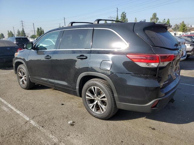 Photo 2 from auction – 2017 TOYOTA HIGHLANDER with VIN 5TDZZRFH1HS189944