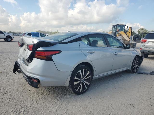 Photo 3 from auction – 2022 NISSAN ALTIMA SR with VIN 1N4BL4CW9NN365817