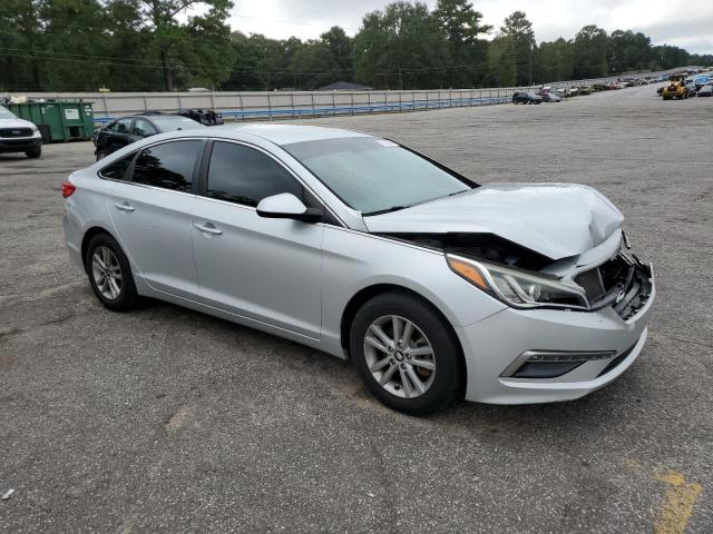 Photo 4 from auction – 2015 HYUNDAI SONATA SE with VIN 5NPE24AF3FH181682