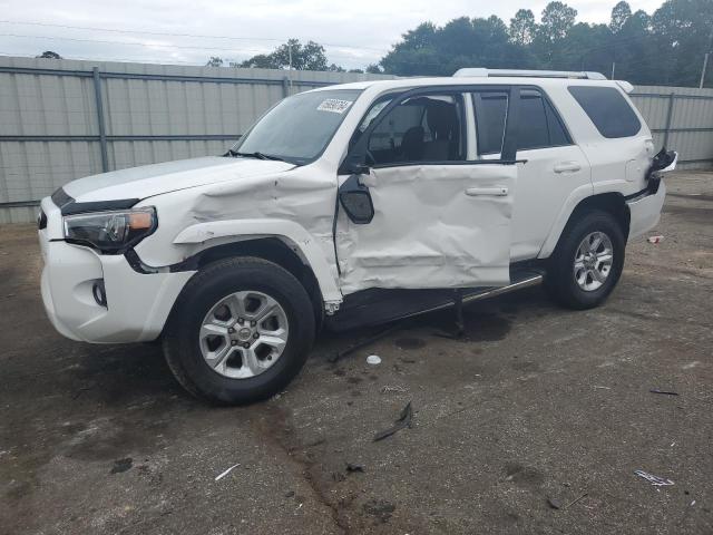 TOYOTA 4RUNNER SR 2014 with VIN JTEZU5JRXE5071024 - Photo from auction