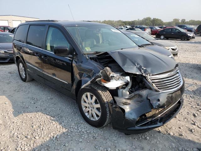 Photo 4 from auction – 2016 CHRYSLER TOWN & COU with VIN 2C4RC1BG7GR173285