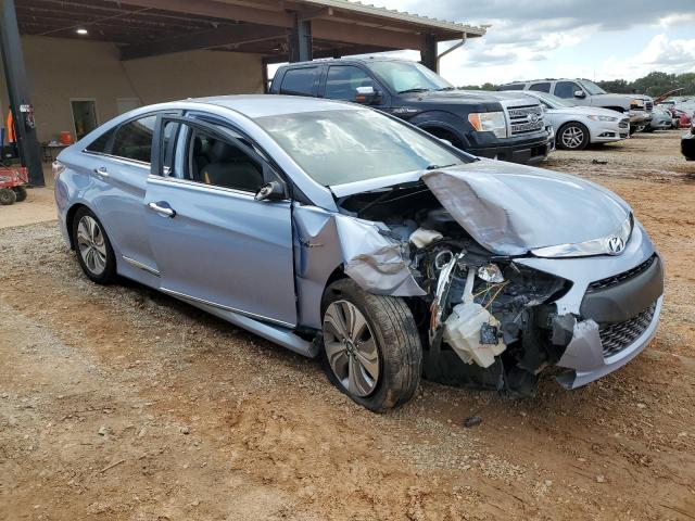 Photo 4 from auction – 2013 HYUNDAI SONATA HYB with VIN KMHEC4A41DA096237
