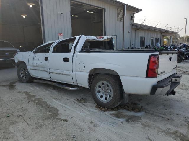 Фото 2 с аукциона – 2005 CHEVROLET SILVERADO с VIN 2GCEC13T651245311
