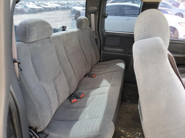 Photo 10 from auction – 2004 CHEVROLET SILVERADO with VIN 1GCEC19VX4E382760