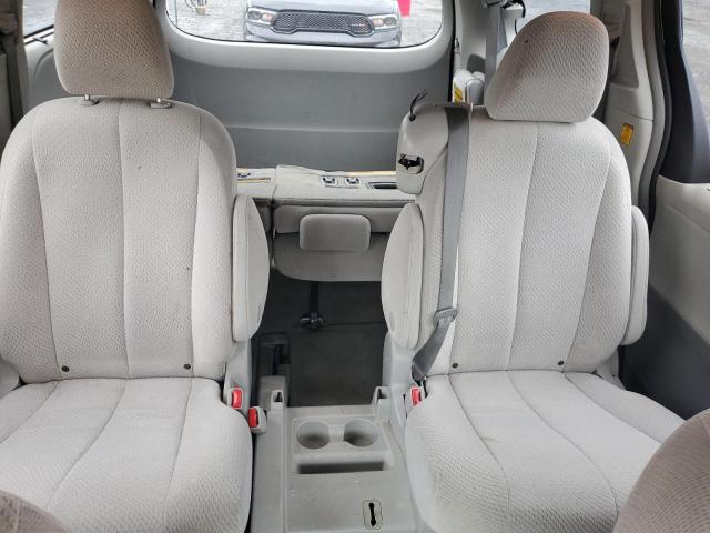 Photo 10 from auction – 2012 TOYOTA SIENNA LE with VIN 5TDKK3DC2CS224431