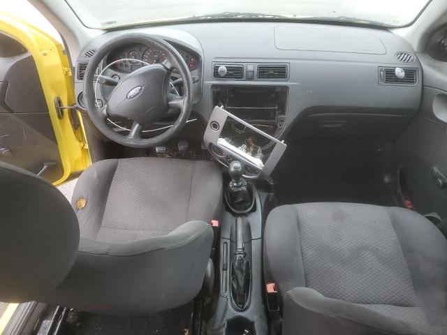 Photo 8 from auction – 2005 FORD FOCUS with VIN 3FAFP31N65R112462