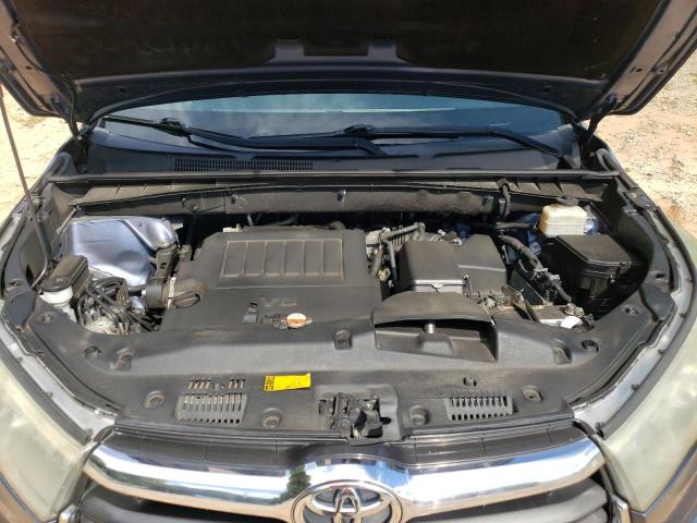 Photo 12 from auction – 2016 TOYOTA HIGHLANDER with VIN 5TDKKRFH5GS501266