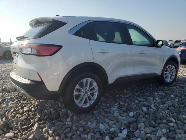 Photo 3 from auction – 2021 FORD ESCAPE SE with VIN 1FMCU0G69MUB06355