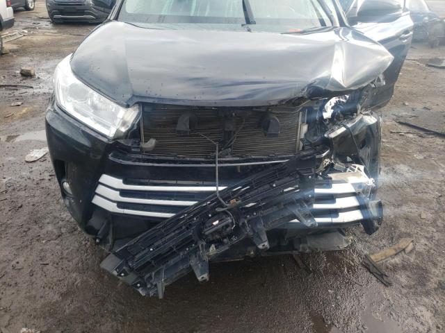 Photo 11 from auction – 2018 TOYOTA HIGHLANDER with VIN 5TDJZRFHXJS533838