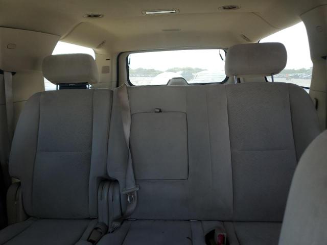 Photo 10 from auction – 2007 CHEVROLET SUBURBAN C with VIN 1GNFC16037R402106