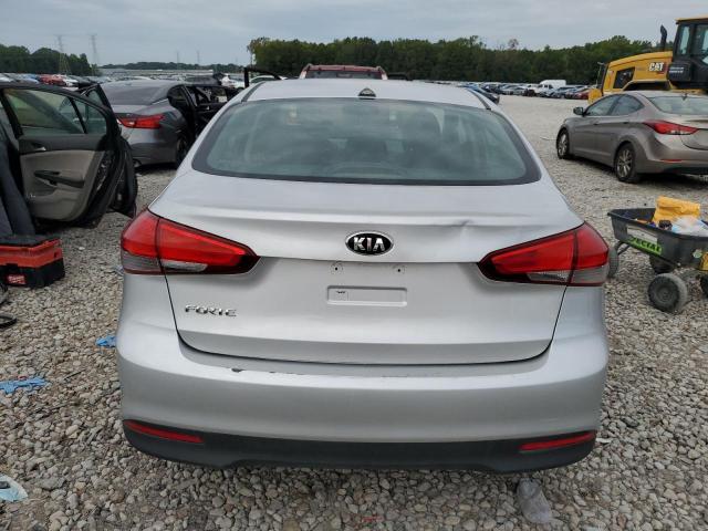 Photo 6 from auction – 2017 KIA FORTE LX with VIN 3KPFK4A78HE048792