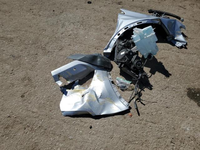 Photo 13 from auction – 2016 TOYOTA RAV4 XLE with VIN 2T3WFREV2GW246765