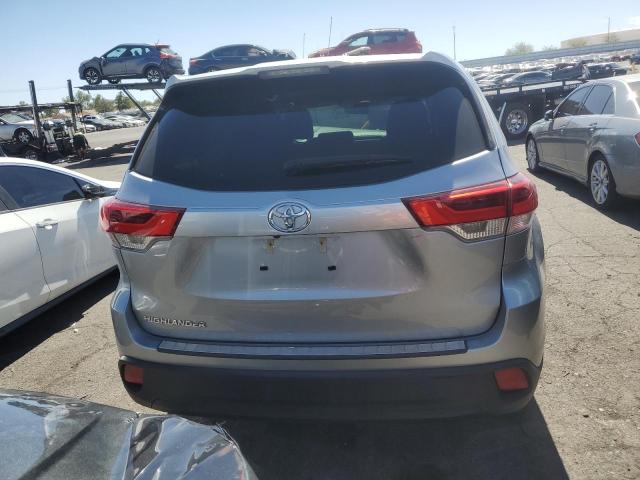 Photo 6 from auction – 2017 TOYOTA HIGHLANDER with VIN 5TDZZRFH3HS195731
