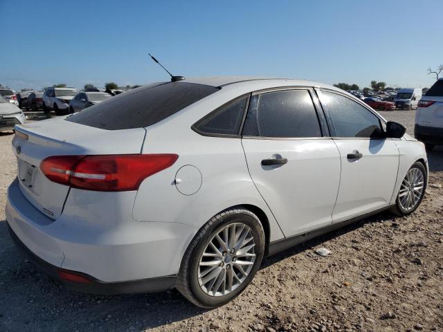 Photo 3 from auction – 2015 FORD FOCUS S with VIN 1FADP3E25FL261064