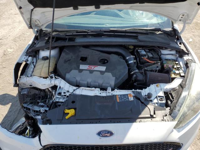 Photo 11 from auction – 2017 FORD FOCUS ST with VIN 1FADP3L92HL211161