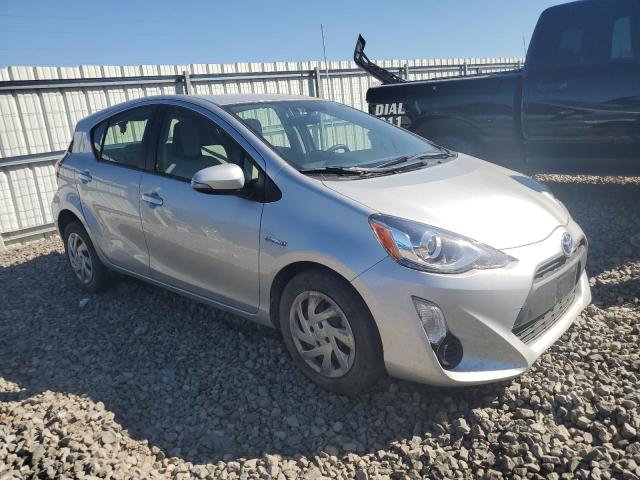 Photo 4 from auction – 2015 TOYOTA PRIUS C with VIN JTDKDTB36F1582355