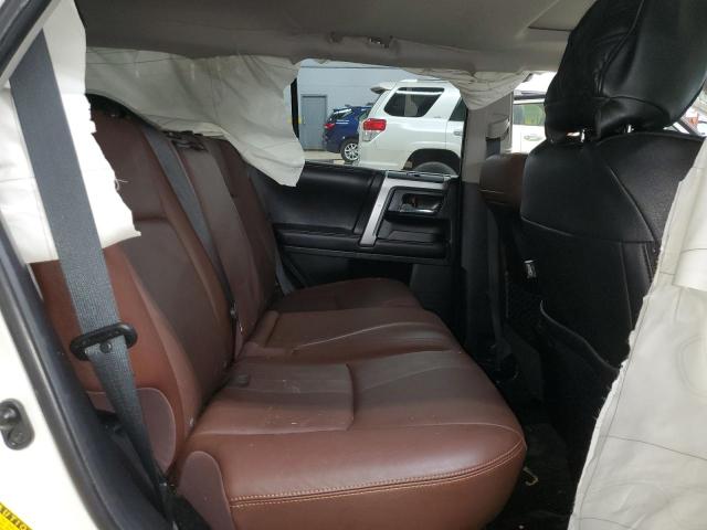 Photo 11 from auction – 2016 TOYOTA 4RUNNER SR with VIN JTEBU5JRXG5346542