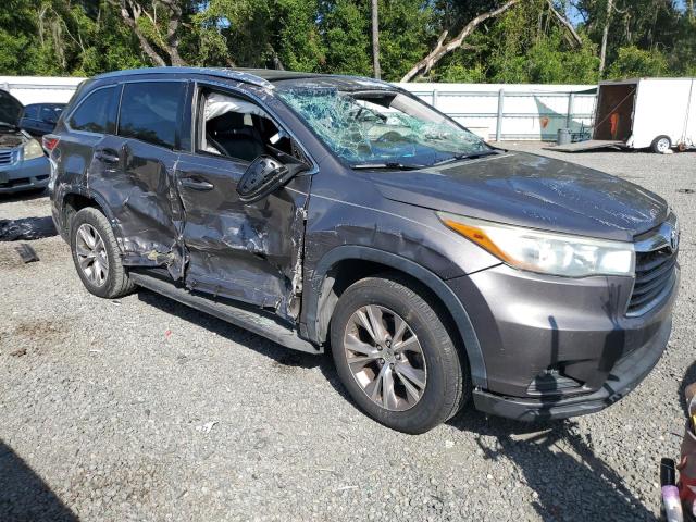 Photo 4 from auction – 2015 TOYOTA HIGHLANDER with VIN 5TDKKRFH8FS064863
