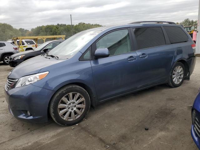 TOYOTA SIENNA XLE 2013 with VIN 5TDDK3DC9DS060041 - Photo from auction