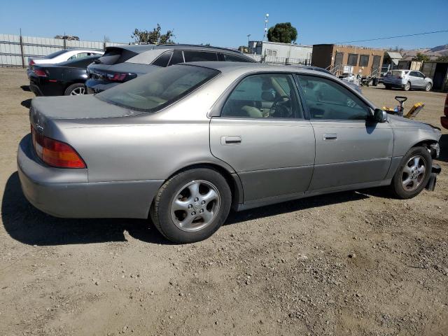 Photo 3 from auction – 1998 LEXUS ES 300 with VIN JT8BF28G8W5026683