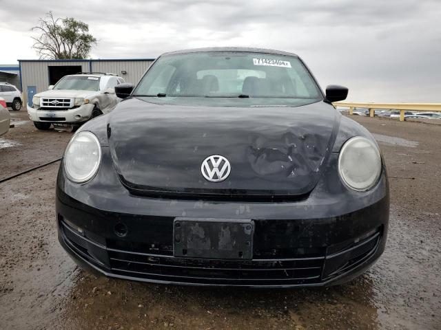 Photo 5 from auction – 2014 VOLKSWAGEN BEETLE with VIN 3VWF17AT5EM653143