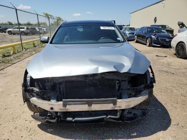 Photo 5 from auction – 2015 HYUNDAI GENESIS 3. with VIN KMHGN4JE6FU079558