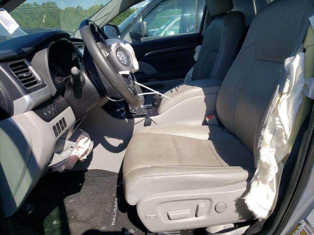 Zdjęcie 7 z aukcji – 2015 TOYOTA HIGHLANDER z VIN 5TDYKRFH5FS048081