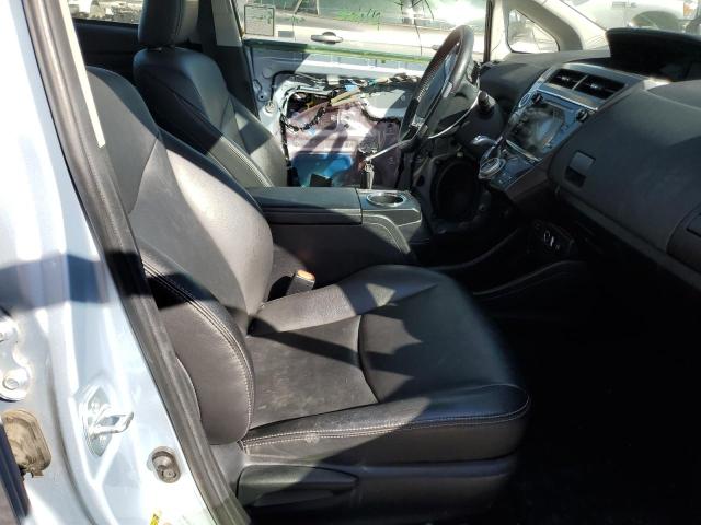 Photo 7 from auction – 2015 TOYOTA PRIUS V with VIN JTDZN3EU2FJ038306