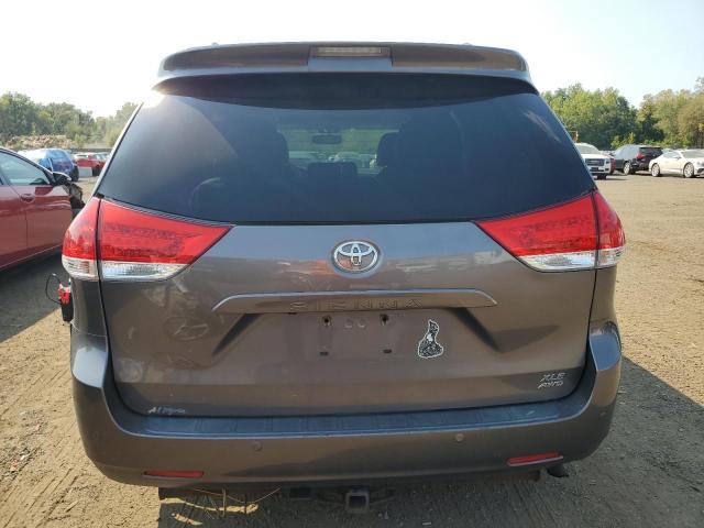 Photo 6 from auction – 2014 TOYOTA SIENNA XLE with VIN 5TDDK3DC6ES092303