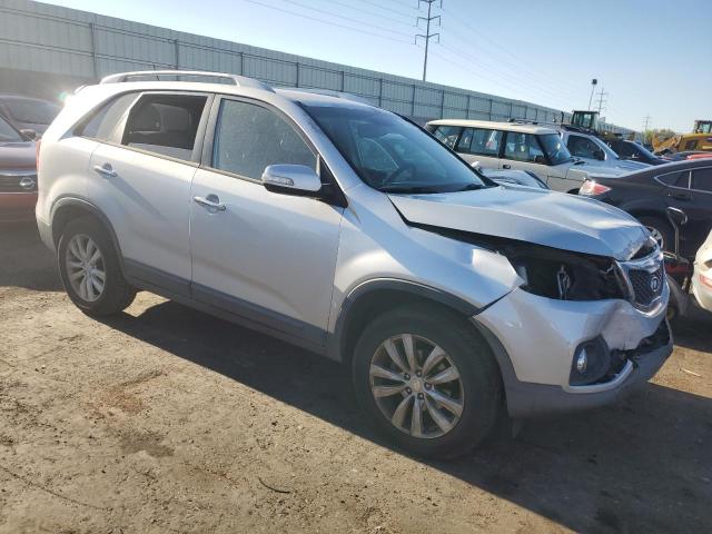 Photo 4 from auction – 2011 KIA SORENTO EX with VIN 5XYKU4A27BG002524