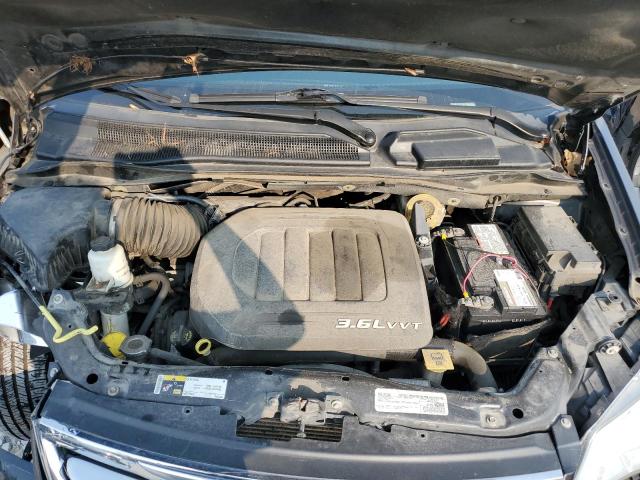 Photo 12 from auction – 2016 CHRYSLER TOWN & COU with VIN 2C4RC1BG7GR173285