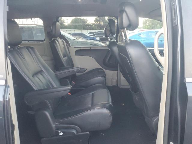 Photo 11 from auction – 2013 CHRYSLER TOWN & COU with VIN 2C4RC1CG8DR756636