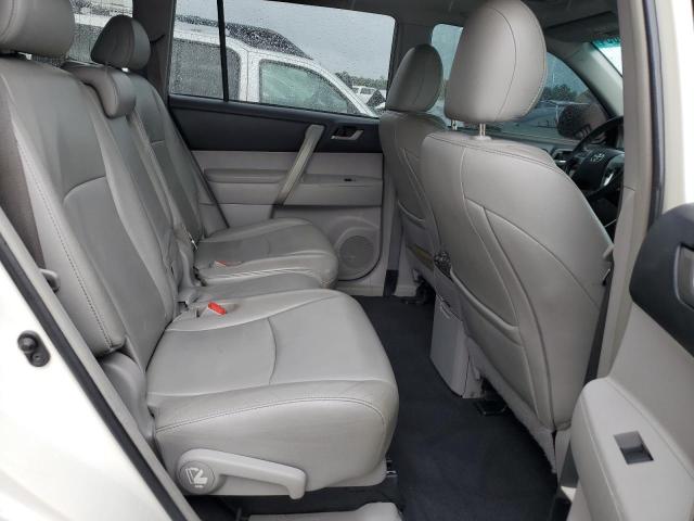 Photo 11 from auction – 2013 TOYOTA HIGHLANDER with VIN 5TDZK3EH2DS101867