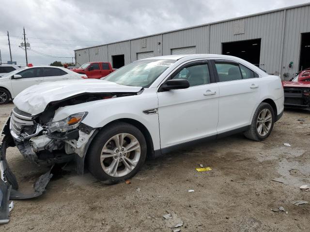 FORD TAURUS SE 2016 with VIN 1FAHP2D87GG147885 - Photo from auction